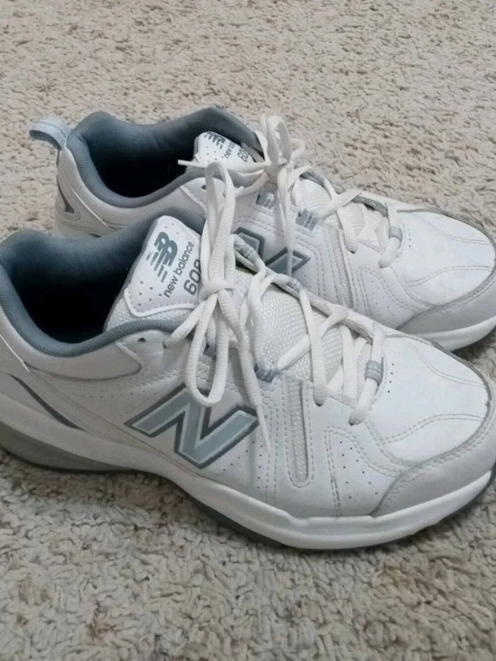 New Balance 608 V5 Women's Size 9.5 D White & Light Blue Cross Trainers WX608WB5